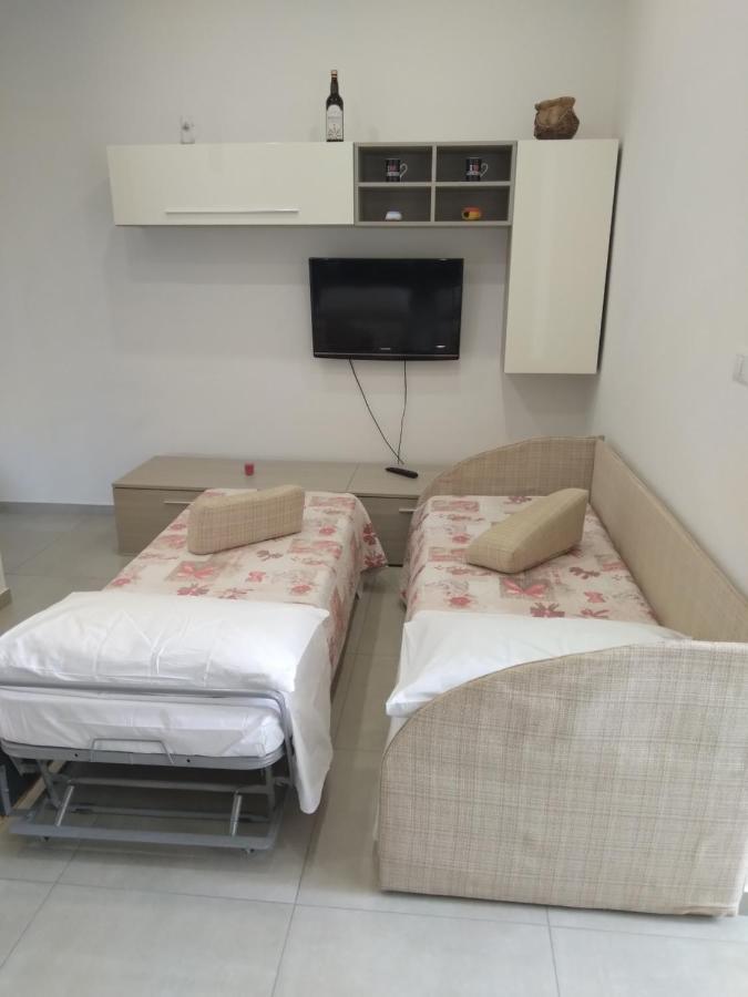House Holidays A.S. Rooms Катания Экстерьер фото